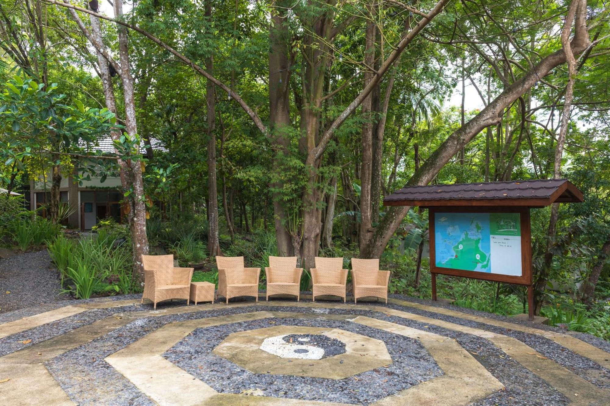 Thalassa Dive & Wellbeing Resort Manado Bagian luar foto